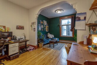 203 3E Av in Verdun, QC - Building Photo - Building Photo