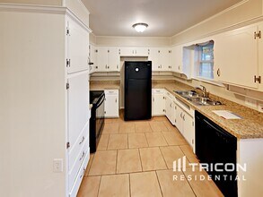 1702 Tyler Ave in Euless, TX - Building Photo - Building Photo