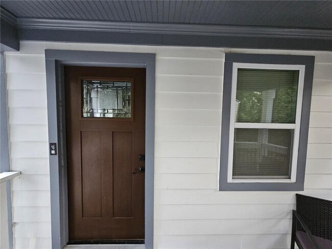 1129 Graymont Dr SW in Atlanta, GA - Building Photo - Building Photo