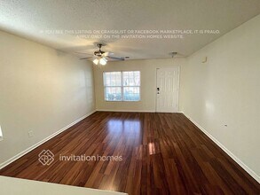 547 Tribune Dr in Charlotte, NC - Foto de edificio - Building Photo