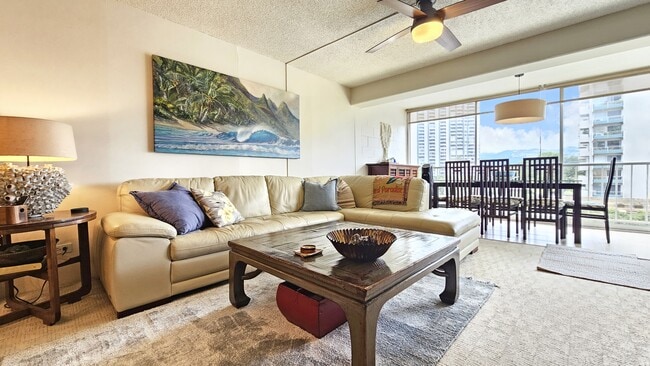 2575 Khi Ave in Honolulu, HI - Building Photo - Building Photo