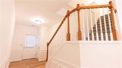 2070 Hailston Dr NW in Duluth, GA - Building Photo - Building Photo