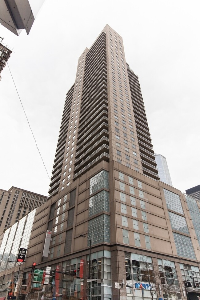 property at 545 N Dearborn St