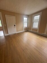 54 Jewelry St in Waterbury, CT - Building Photo - Building Photo