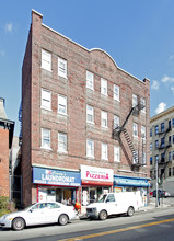 107 Elm St in Yonkers, NY - Building Photo - Building Photo