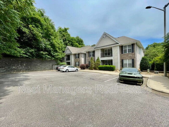 property at 206 Fountainhead Ln