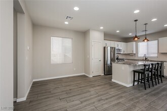 2936 Sunday Silence Rd in North Las Vegas, NV - Building Photo - Building Photo