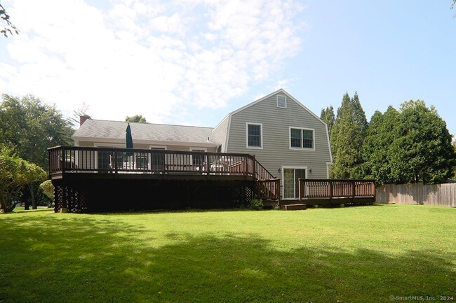 11 Beechwood Ln in Westport, CT - Building Photo - Building Photo