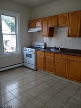 326 Field Pl, Unit #2L in Hillside, NJ - Building Photo - Building Photo