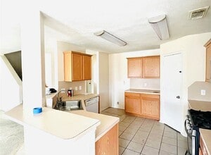 8006 Echinacea Dr in Baytown, TX - Building Photo - Building Photo