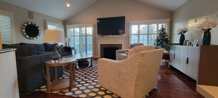 547 Neff Rd in Grosse Pointe, MI - Building Photo - Building Photo