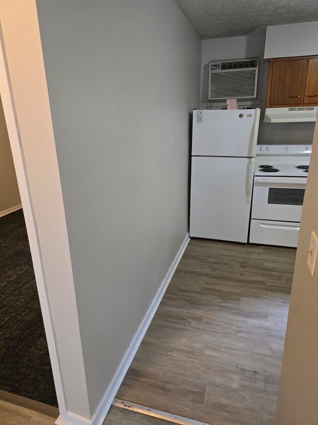 3047 Simpson Rd, Unit Three in Ashland, KY - Building Photo - Building Photo