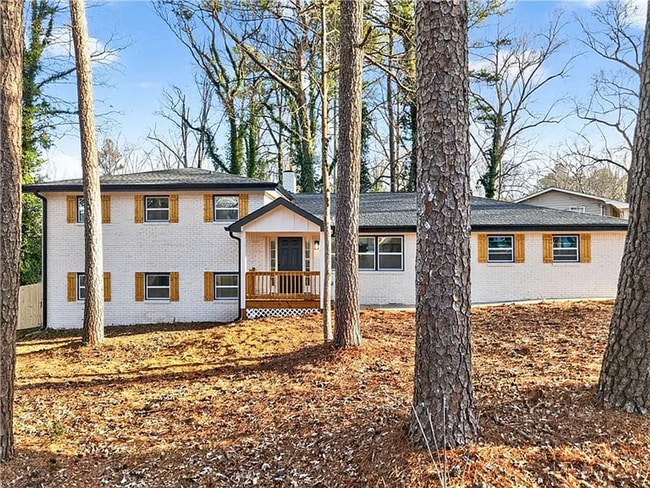 property at 2497 Glenrock Dr