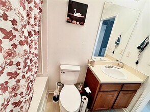 8302 Fairington Village Dr in Stonecrest, GA - Building Photo - Building Photo