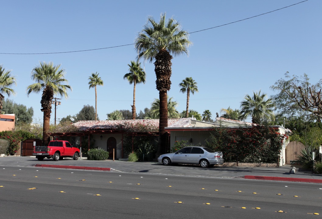 El Prado/Desert Villa in Palm Springs, CA - Building Photo