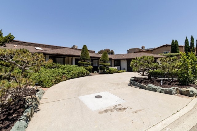 7774 Via Capri in La Jolla, CA - Building Photo - Building Photo