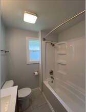 403 N Marquette St, Unit #1 in Durand, MI - Building Photo - Building Photo