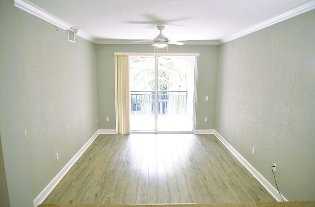 1660 Renaissance Commons Blvd in Boynton Beach, FL - Building Photo - Building Photo