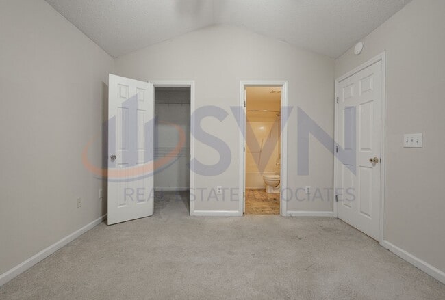 property at 5015 Silhouette Dr