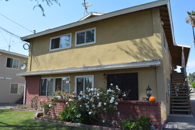 9631 Belmont St in Bellflower, CA - Building Photo - Building Photo