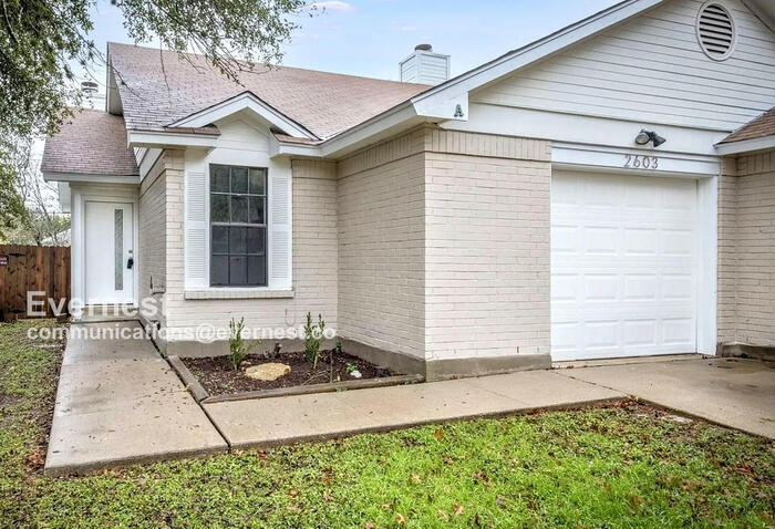 2603 Garrettson Dr in Austin, TX - Building Photo