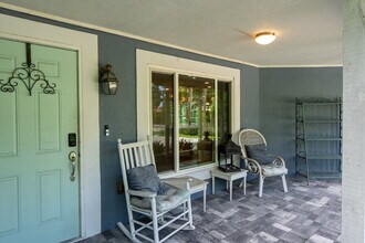 3140 Bay Shore Rd in Sarasota, FL - Building Photo - Building Photo