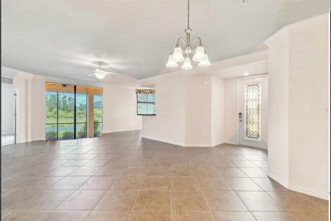 20150 Ragazza Cir in Venice, FL - Building Photo - Building Photo