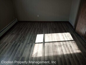1011 S 3rd St in Bismarck, ND - Building Photo - Building Photo