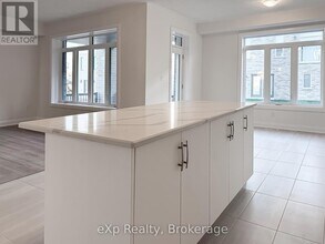 347 Canada Plum St in Waterloo, ON - Building Photo - Building Photo