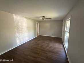 1609 Gordon Ave in Biloxi, MS - Foto de edificio - Building Photo