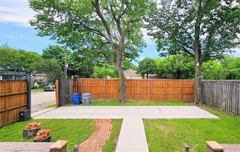 5126 Columbia Ave in Dallas, TX - Building Photo - Building Photo