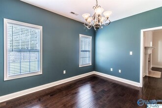 123 Paul Revere Dr in Madison, AL - Foto de edificio - Building Photo