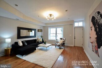 633 14th St NE in Washington, DC - Building Photo - Building Photo