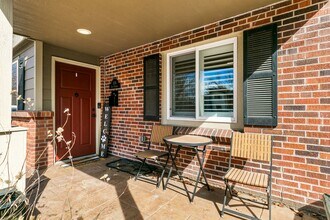 974 Elm St in Denver, CO - Building Photo - Building Photo
