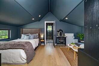 1818 W 39th St in Austin, TX - Building Photo - Building Photo