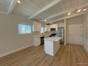 316 Torino Dr in San Carlos, CA - Building Photo - Building Photo