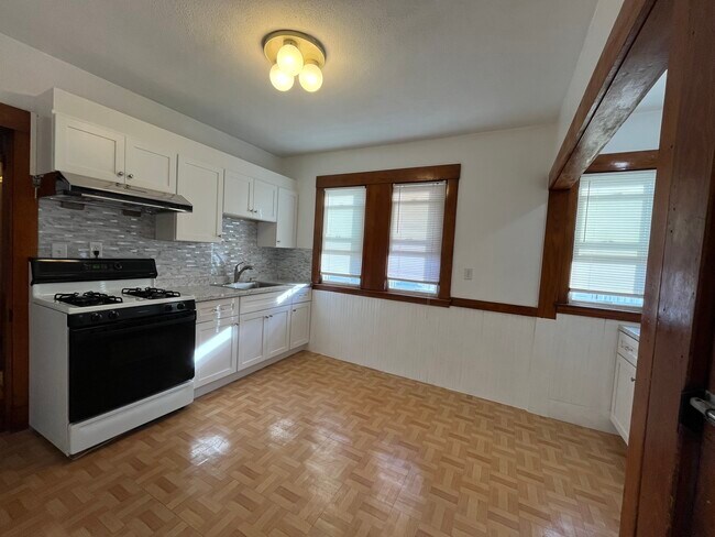 20 Indiana Ave, Unit 2 in Somerville, MA - Building Photo - Building Photo