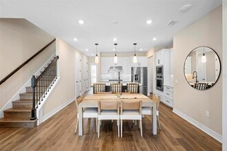 10215 Pk Ests Ave in Orlando, FL - Building Photo - Building Photo