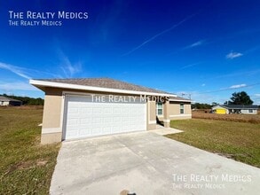 53 Maple Dr in Ocklawaha, FL - Building Photo - Building Photo