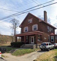 2678 Cora Ave, Unit 2F in Cincinnati, OH - Building Photo