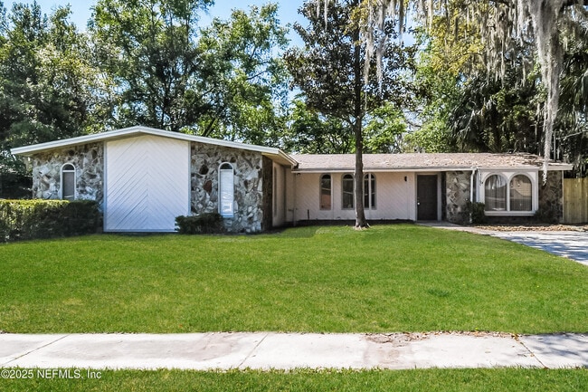 property at 1160 Crown Dr