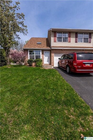 property at 2717 Tamlynn Ln