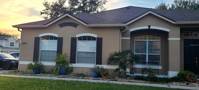 2847 Majestic Isle Dr in Clermont, FL - Foto de edificio - Building Photo