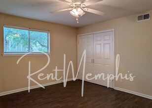 358 E Pkwy N in Memphis, TN - Building Photo - Building Photo