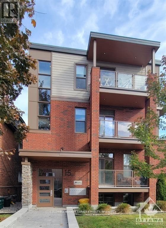 property at 15 Monk St