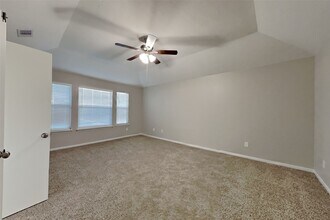 18610 Willow Cove Dr in Katy, TX - Building Photo - Building Photo