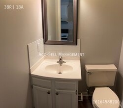 6450 Bella Vista Dr NE in Rockford, MI - Building Photo - Building Photo