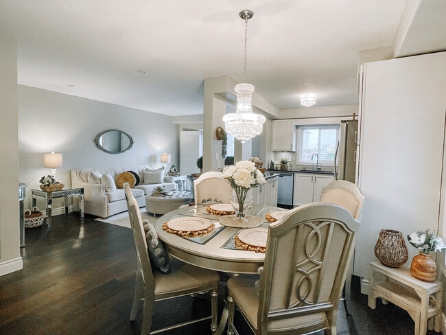 6 Upper Mercer St in Kitchener, ON - Building Photo - Building Photo