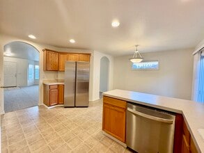 3320 NW 118th St in Vancouver, WA - Building Photo - Building Photo