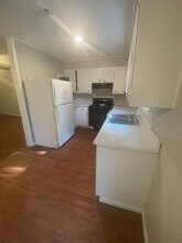 327 Grover Cleveland Cir in Jackson, MS - Building Photo - Building Photo